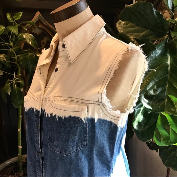Abigale chambray bleach dip distressed button top - Picture 4 of 8